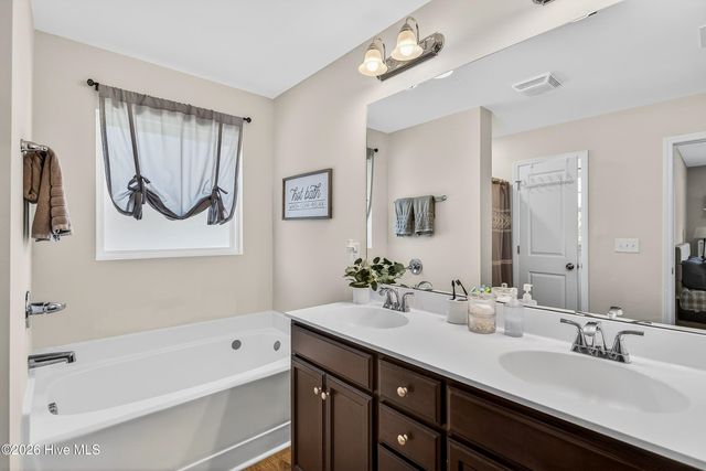 2164 Dawson Cabin Road, Jacksonville, NC 28540