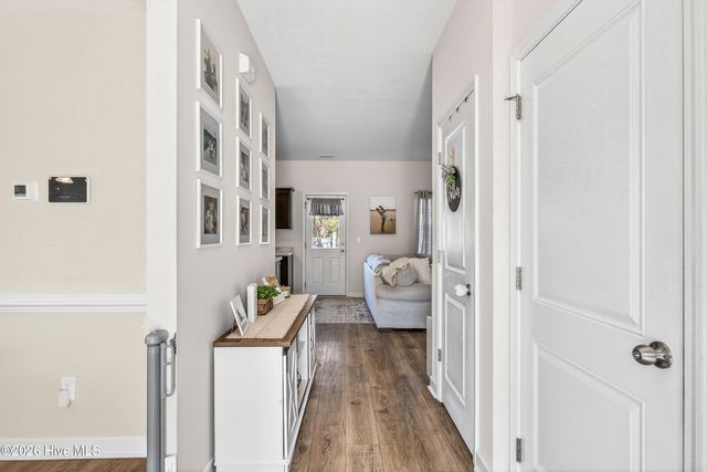 2164 Dawson Cabin Road, Jacksonville, NC 28540