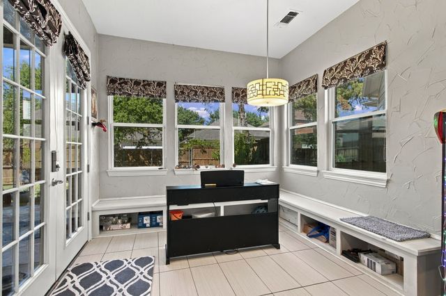 1833 Auburn Drive, Carrollton, TX 75007