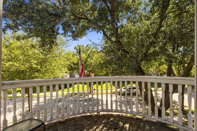 1833 Auburn Drive, Carrollton, TX 75007