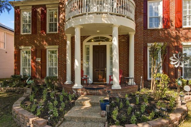 1833 Auburn Drive, Carrollton, TX 75007