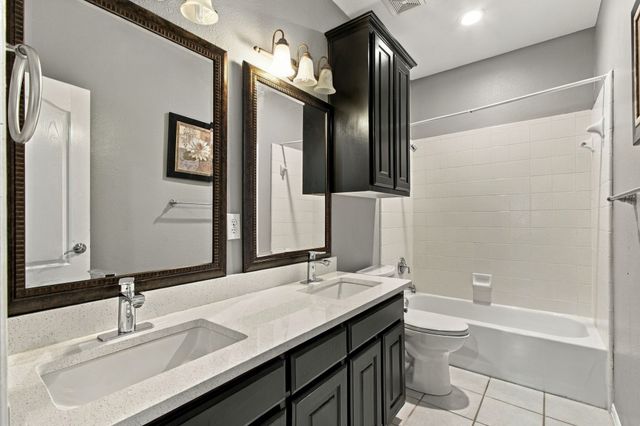 1833 Auburn Drive, Carrollton, TX 75007