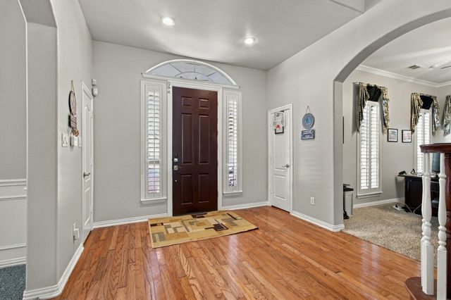 1833 Auburn Drive, Carrollton, TX 75007