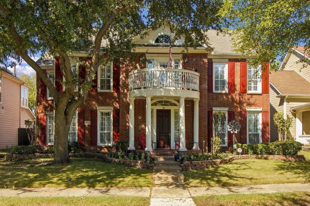 1833 Auburn Drive, Carrollton, TX 75007