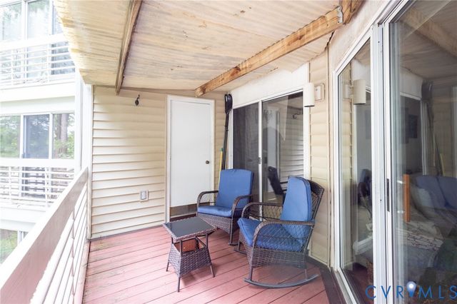 222 Water Pointe Ct, Chesterfield, VA 23112