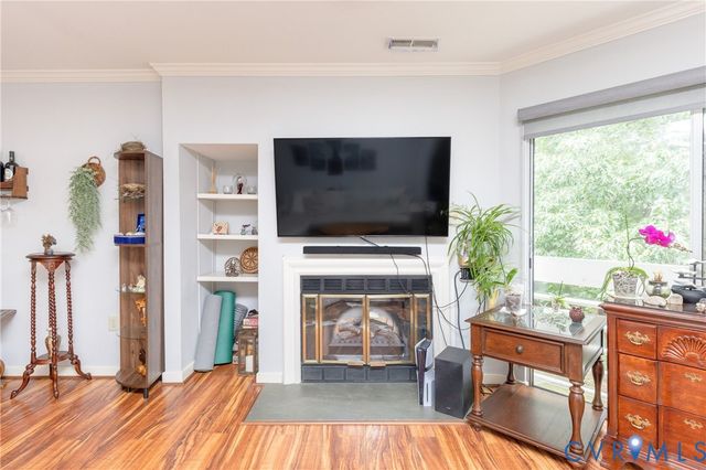 222 Water Pointe Ct, Chesterfield, VA 23112