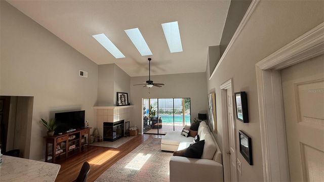 623 YORKSHIRE DRIVE, Oviedo, FL 32765