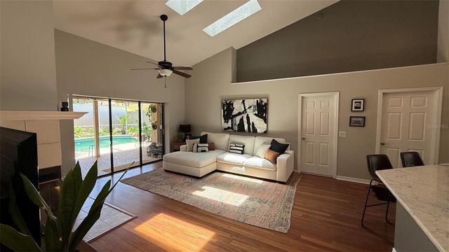 623 YORKSHIRE DRIVE, Oviedo, FL 32765