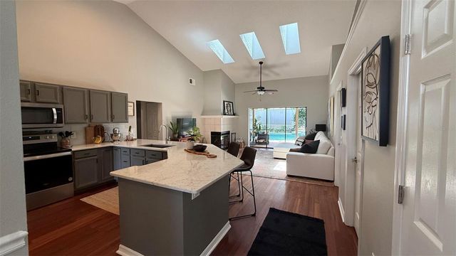 623 YORKSHIRE DRIVE, Oviedo, FL 32765