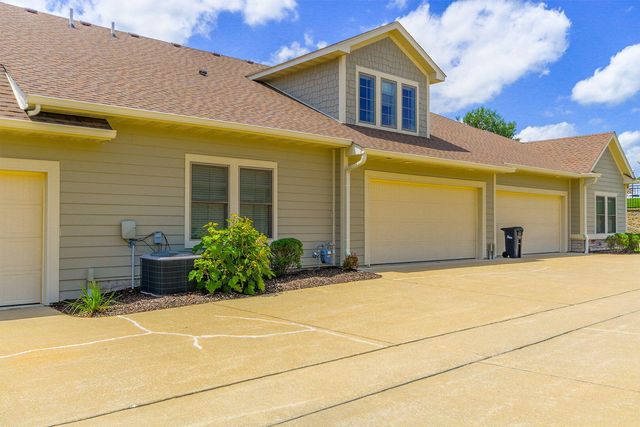 1715 LINKSIDE DR, Columbia, MO 65201