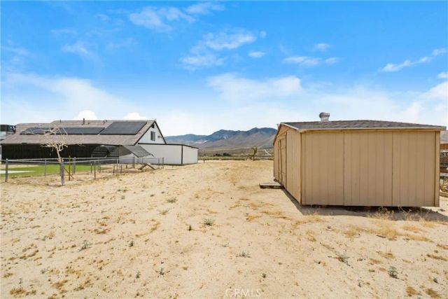 10015 High Road, Lucerne Valley, CA 92356