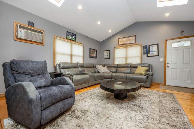 88-68 Commonwealth Boulevard, Bellerose, NY 11426