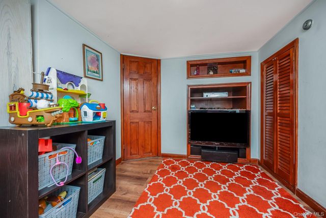 88-68 Commonwealth Boulevard, Bellerose, NY 11426