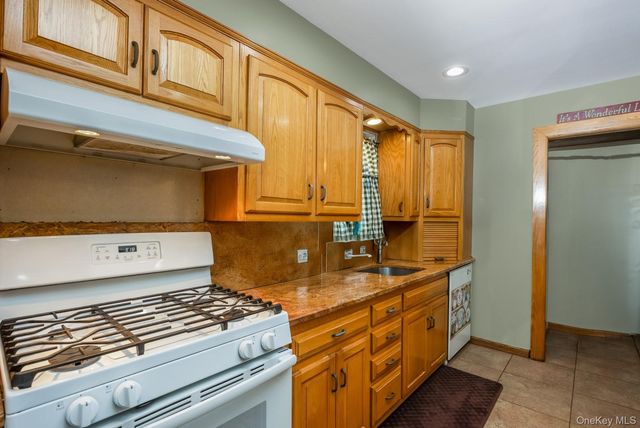 88-68 Commonwealth Boulevard, Bellerose, NY 11426