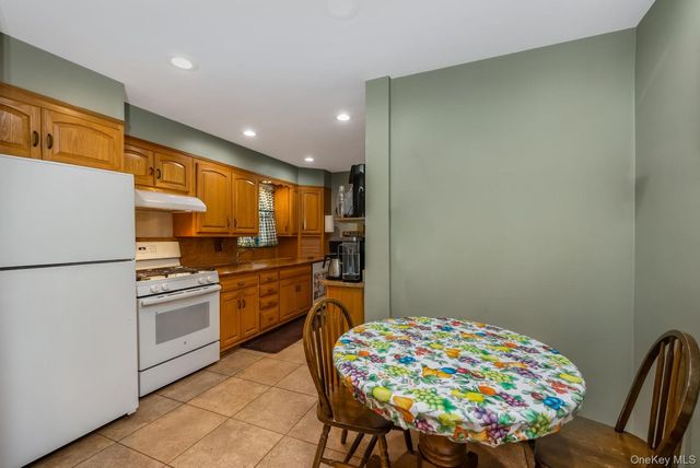 88-68 Commonwealth Boulevard, Bellerose, NY 11426