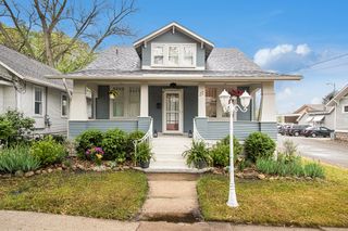 22 S Smith Street, New Buffalo, MI 49117