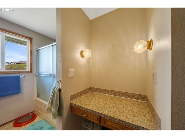 1590 MCCORMICK LOOP Rd, Tillamook, OR 97141