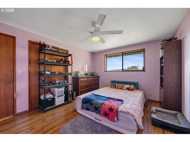 1590 MCCORMICK LOOP Rd, Tillamook, OR 97141