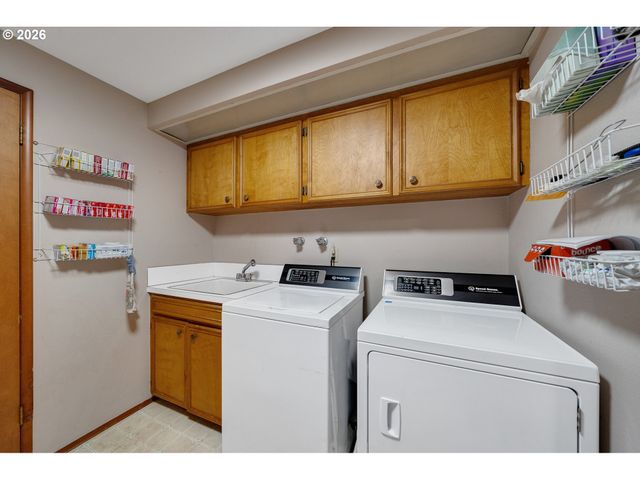 1590 MCCORMICK LOOP Rd, Tillamook, OR 97141