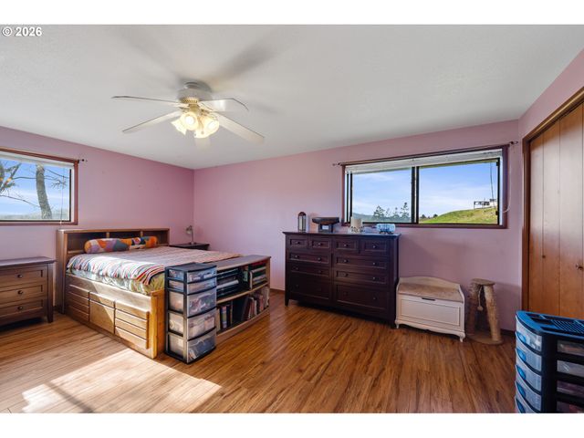 1590 MCCORMICK LOOP Rd, Tillamook, OR 97141
