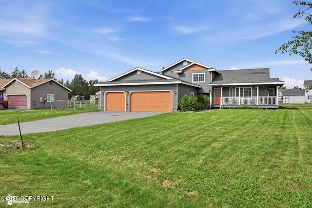 1300 S Pinnacle Mountain Drive, Palmer, AK 99645