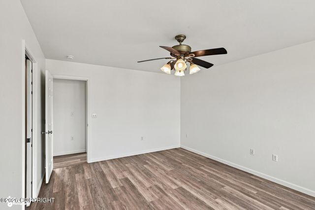 1300 S Pinnacle Mountain Drive, Palmer, AK 99645