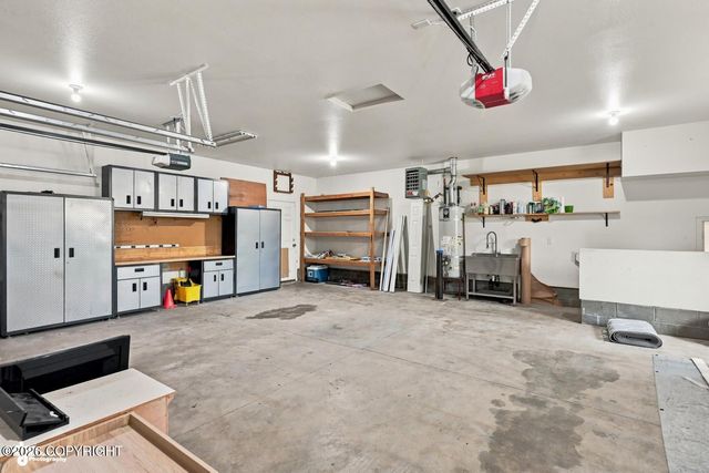 1300 S Pinnacle Mountain Drive, Palmer, AK 99645