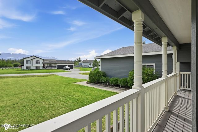 1300 S Pinnacle Mountain Drive, Palmer, AK 99645