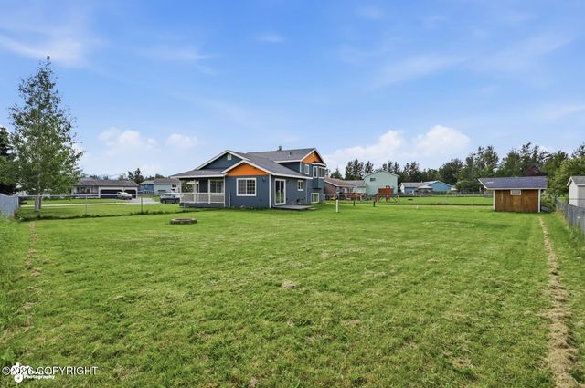 1300 S Pinnacle Mountain Drive, Palmer, AK 99645