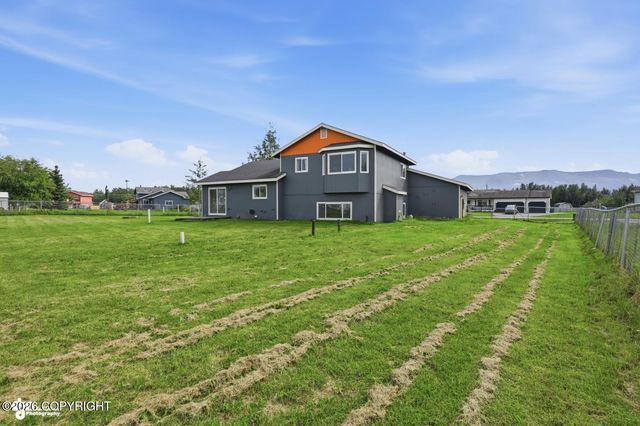 1300 S Pinnacle Mountain Drive, Palmer, AK 99645