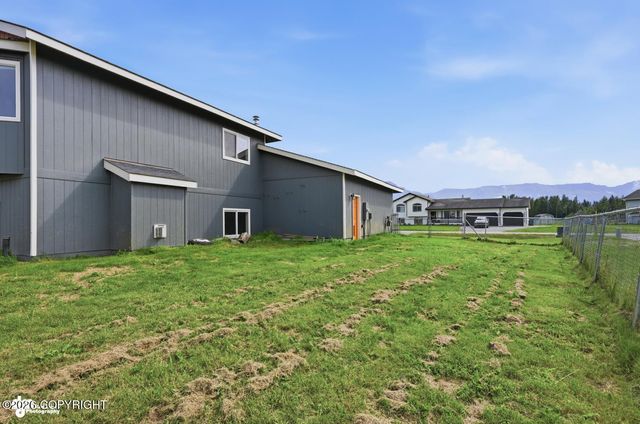 1300 S Pinnacle Mountain Drive, Palmer, AK 99645