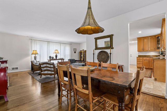 5760 Echo Road, Shorewood, MN 55331