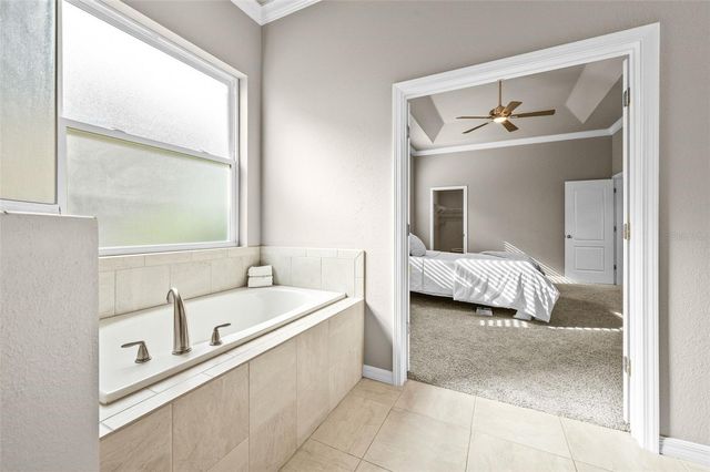 11869 SW 28TH AVENUE, Gainesville, FL 32608