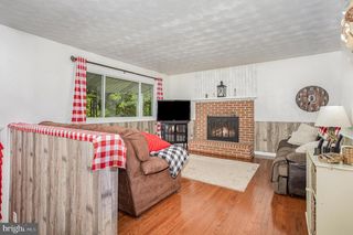 179 FLORENCE DR, Harrisburg, PA 17112