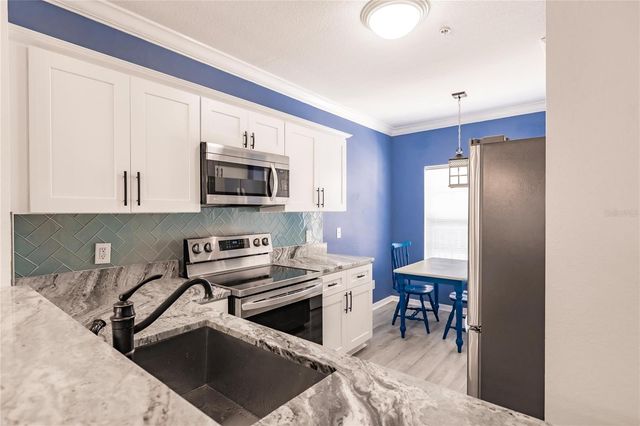 2060 WILLOW HAMMOCK CIRCLE 302, Punta Gorda, FL 33983