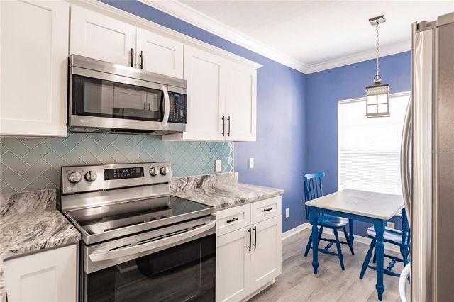 2060 WILLOW HAMMOCK CIRCLE 302, Punta Gorda, FL 33983