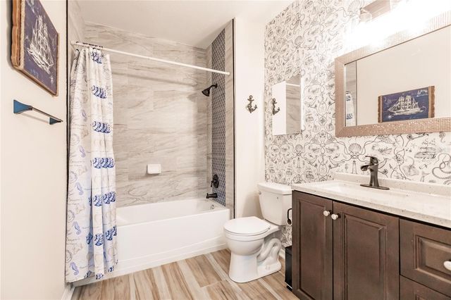 2060 WILLOW HAMMOCK CIRCLE 302, Punta Gorda, FL 33983