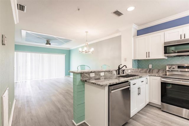 2060 WILLOW HAMMOCK CIRCLE 302, Punta Gorda, FL 33983