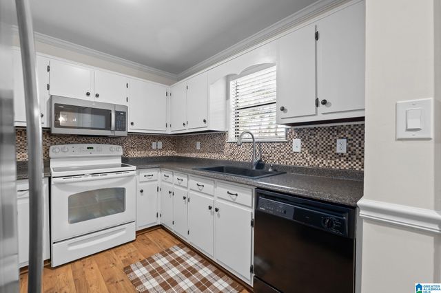 4420 ENGLEWOOD ROAD, Helena, AL 35080