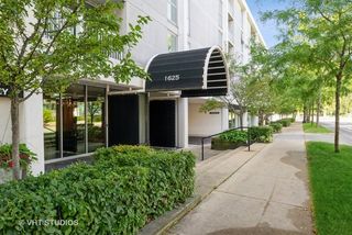 1625 SHERIDAN Road 213, Wilmette, IL 60091