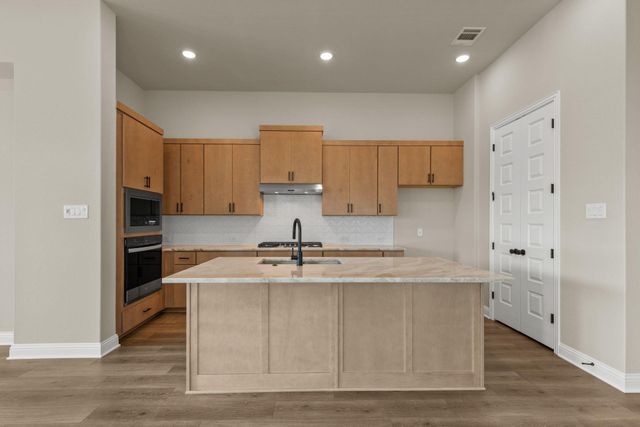 1505 Corduroy LN, Georgetown, TX 78633