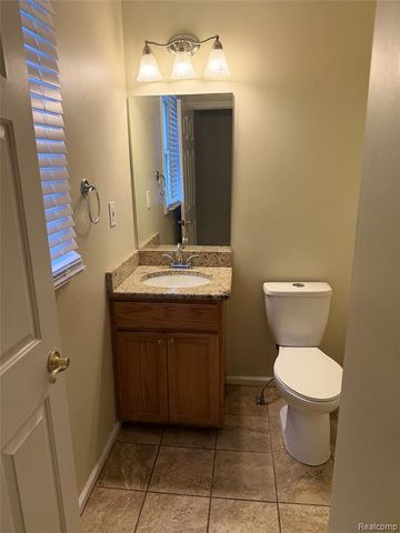 65 W Euclid Street 2, Detroit, MI 48202