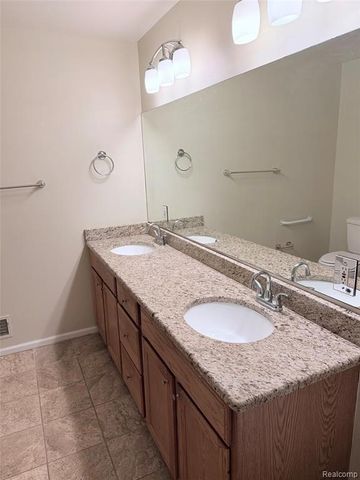 65 W Euclid Street 2, Detroit, MI 48202