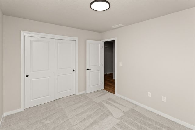 4316 Grover Woods Lane, Des Moines, IA 50317