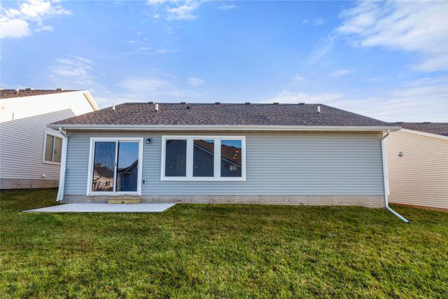 4316 Grover Woods Lane, Des Moines, IA 50317