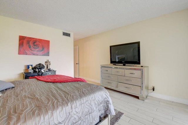 14723 Cumberland Drive 4060, Delray Beach, FL 33446