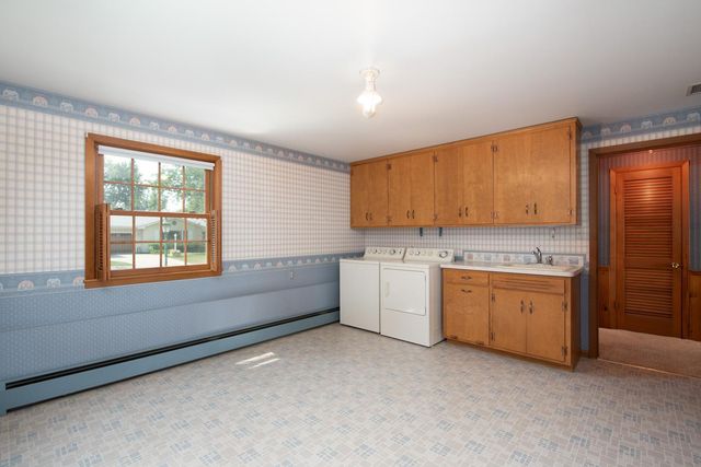 130 Atwood Drive, Mankato, MN 56001