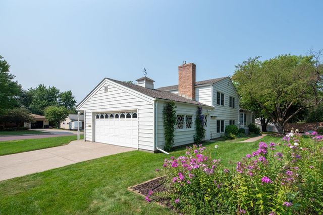 130 Atwood Drive, Mankato, MN 56001