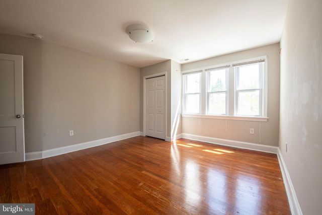2241 40TH PL NW, Washington, DC 20007