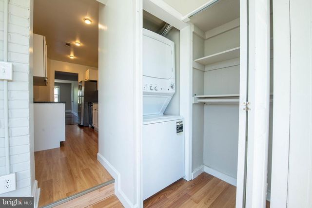 2241 40TH PL NW, Washington, DC 20007